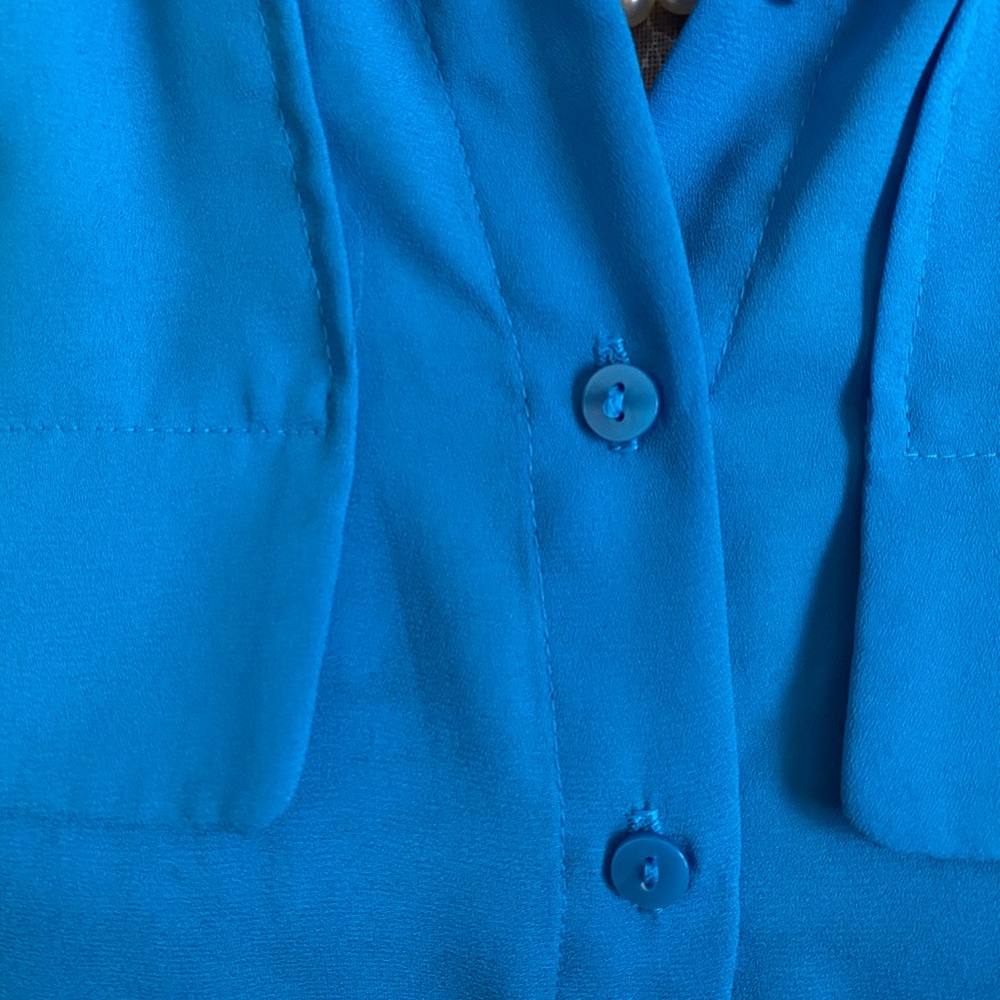 Worthington Blue Sleeveless Blouse - Picture 6 of 8